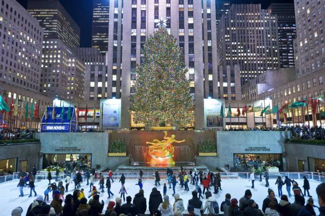 new-york-city-rockefeller-christmas-tree